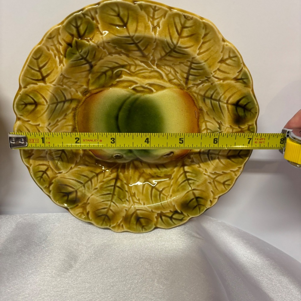 Vintage Majolica Dessert Plates, Set of 2,‎ Fruit Design, Collectible Plates - Picture 5 of 10